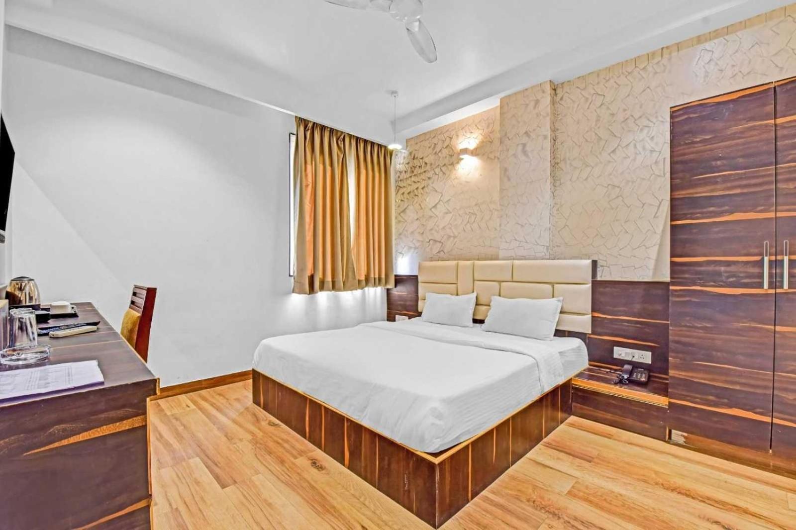 Collection O Hotel Karma Inn Jaipur Eksteriør billede
